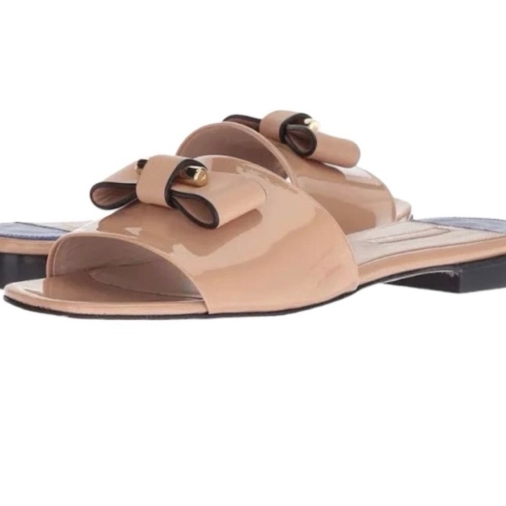 Stuart Weitzman Belle Slides nude